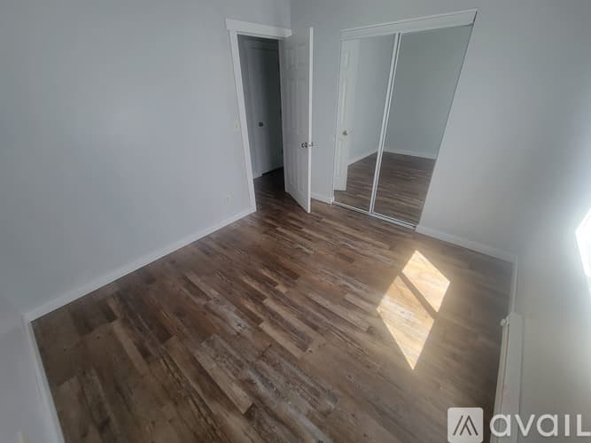 La Crosse Apartment: 425 10th St N