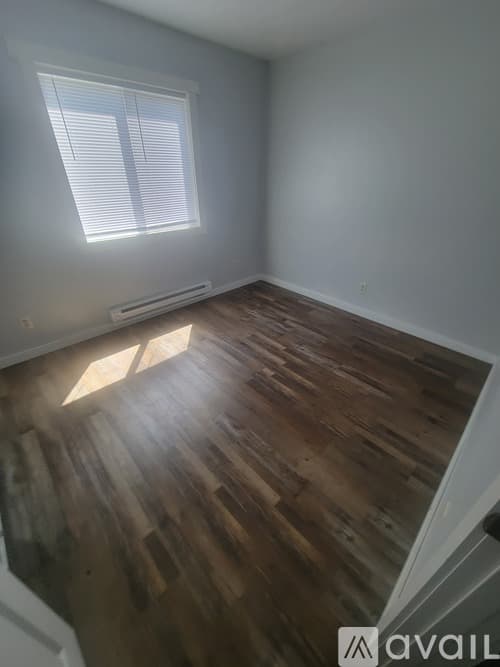 La Crosse Apartment: 425 10th St N