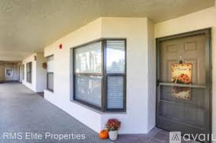 South Pasadena Condo: 1328 Pasadena Ave S