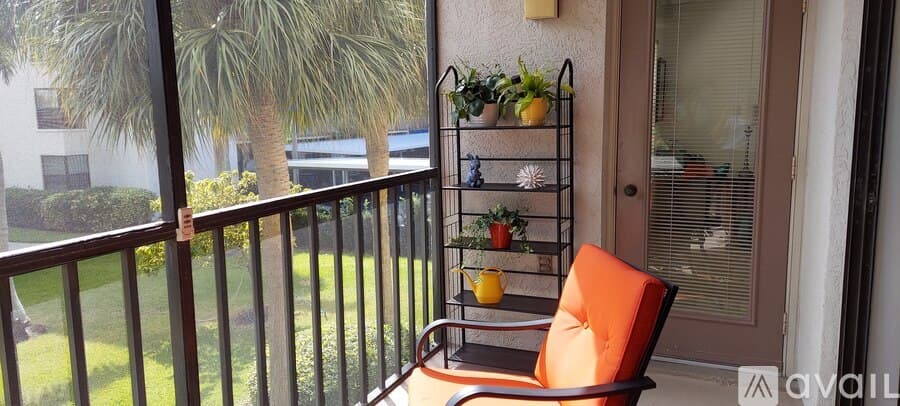 South Pasadena Condo: 1328 Pasadena Ave S