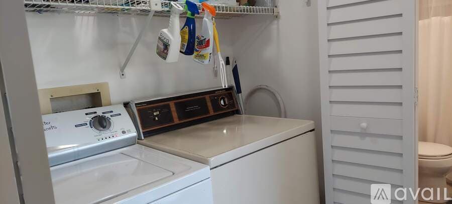 South Pasadena Condo: 1328 Pasadena Ave S