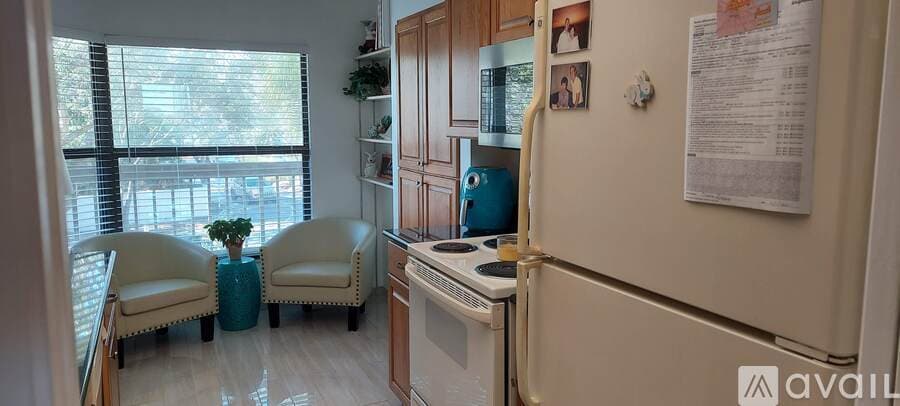 South Pasadena Condo: 1328 Pasadena Ave S