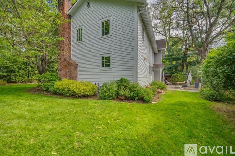 Norwalk House: 192 Highland Avenue