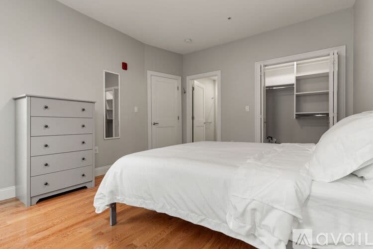 Boston Apartment: 86 Marine Rd