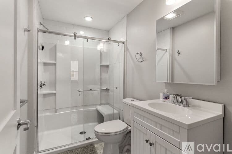 Boston Apartment: 86 Marine Rd