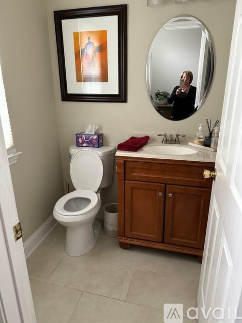 Holmdel House: 39 Durant Avenue