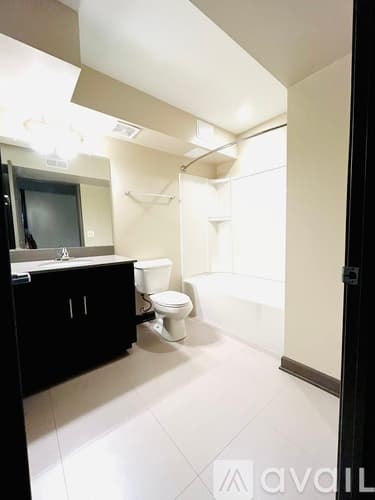 Columbus Apartment: 4560 North High Street