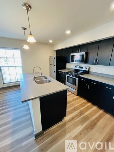 Columbus Apartment: 4560 North High Street