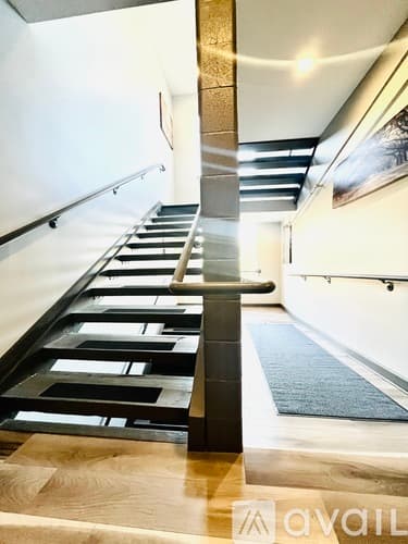 Columbus Apartment: 4560 North High Street