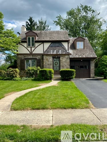 Allentown House: 1632 Greenleaf St
