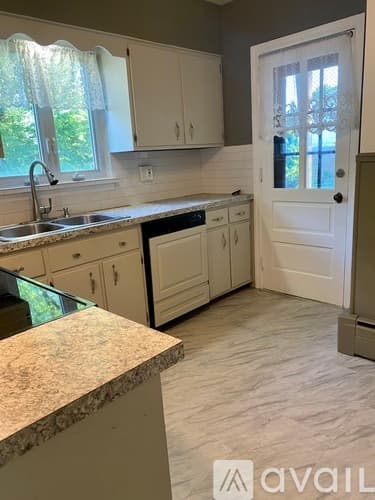 Allentown House: 1632 Greenleaf St