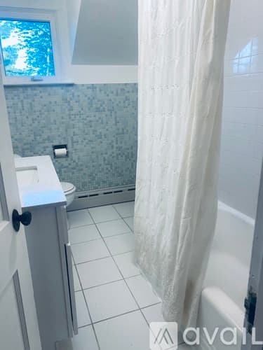 Allentown House: 1632 Greenleaf St