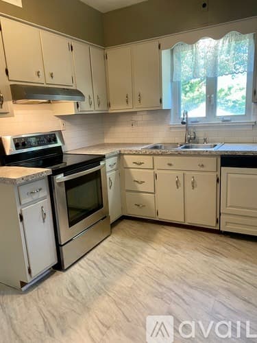Allentown House: 1632 Greenleaf St