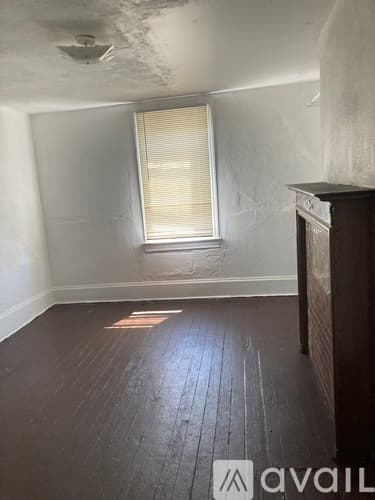 Pittsburgh Apartment: 153 Evergreen Ave