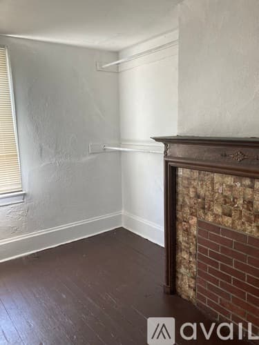 Pittsburgh Apartment: 153 Evergreen Ave