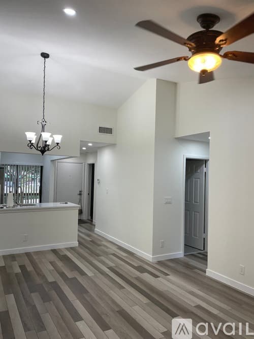 Boca Raton Condo: 3939 Northeast 5th Avenue