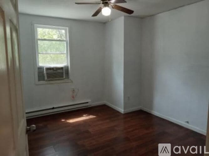 Chester Apartment: 1101 George Street