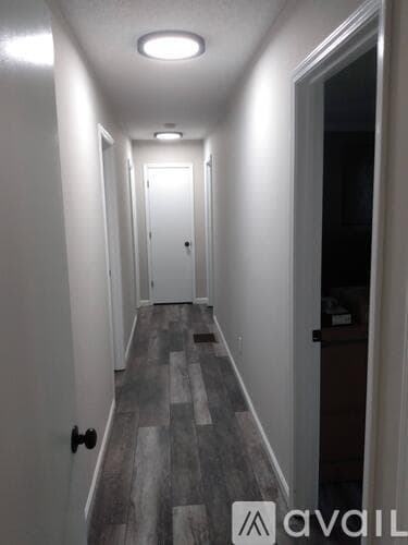 Dillard House: 355 Saddleback Cir
