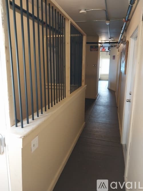 New Bedford Apartment: 116 County St