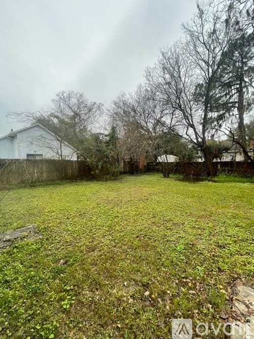 Jacksonville House: 4520 Fairview St