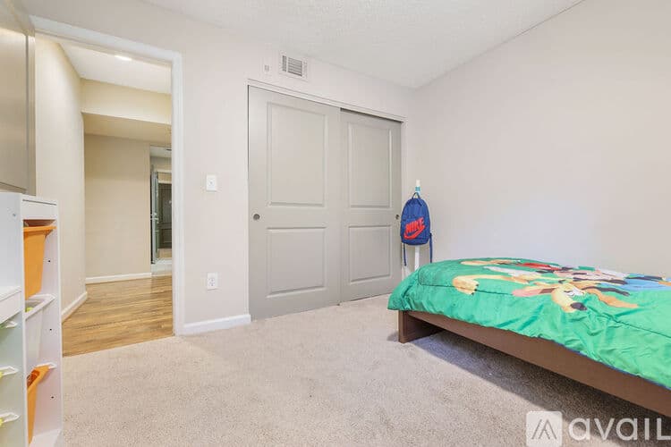 Brookhaven Condo: 3650 Ashford Dunwoody Road Northeast