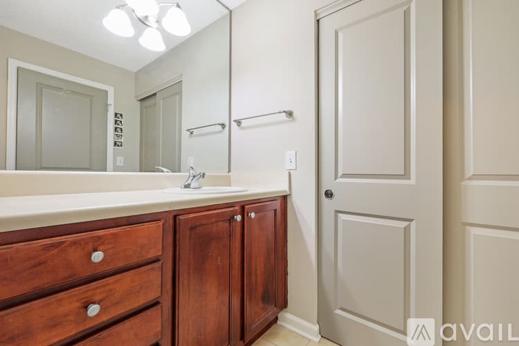 Brookhaven Condo: 3650 Ashford Dunwoody Road Northeast