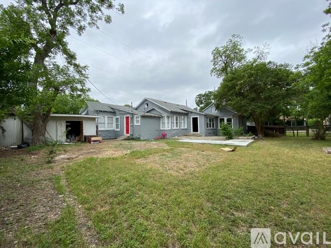 San Antonio Apartment: 1738 Santa Anna St