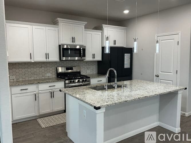 Georgetown House: 316 Greenway Drive