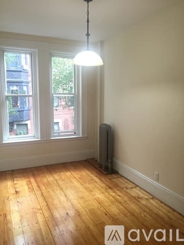 Boston Apartment: 34 Isabella St