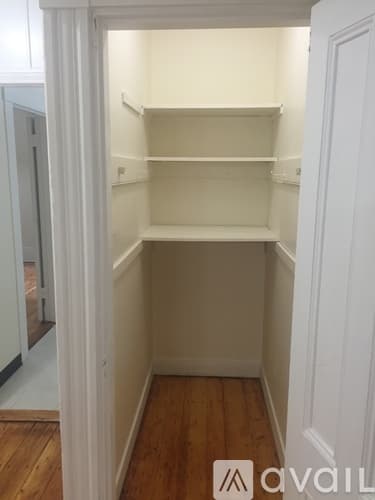 Boston Apartment: 34 Isabella St