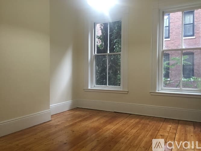 Boston Apartment: 34 Isabella St