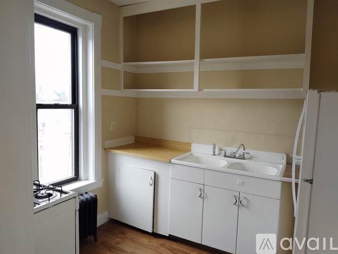 Portland Apartment: 94 Park Ave