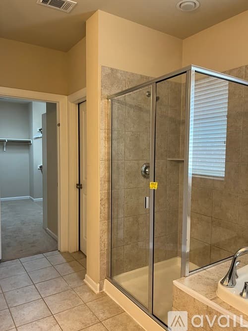 Arlington House: 1112 Amber Rose Way