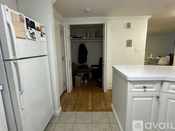 Brookline Apartment: 1539 Beacon St