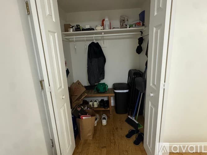 Brookline Apartment: 1539 Beacon St