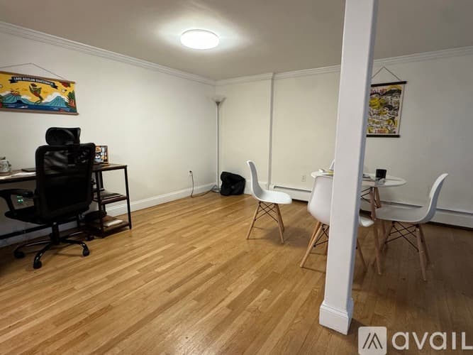 Brookline Apartment: 1539 Beacon St