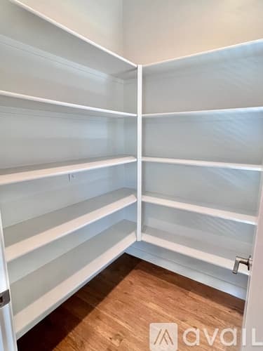 Phoenix Apartment: 915 E Missouri Ave