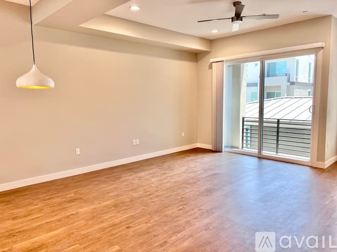 Phoenix Apartment: 915 E Missouri Ave