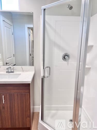 Phoenix Apartment: 915 E Missouri Ave