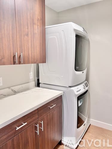 Phoenix Apartment: 915 E Missouri Ave
