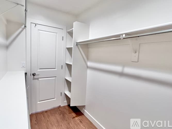 Phoenix Apartment: 915 E Missouri Ave