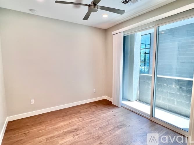 Phoenix Apartment: 915 E Missouri Ave
