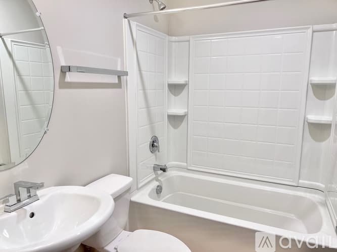 Phoenix Apartment: 915 E Missouri Ave