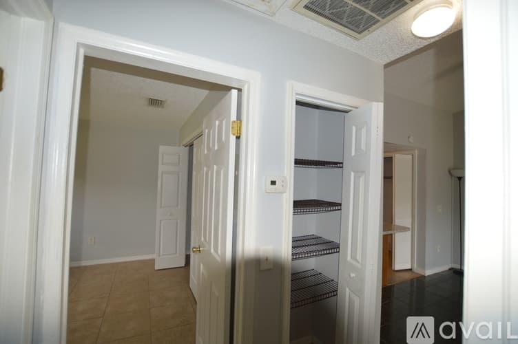 Spring Hill Apartment: 7947 Pinehurst Dr