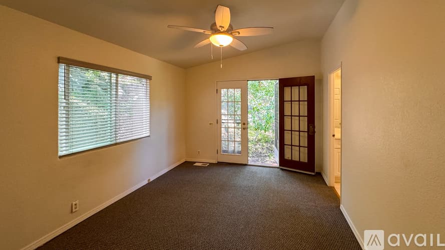 Topanga Apartment: 327 S Topanga Canyon Blvd
