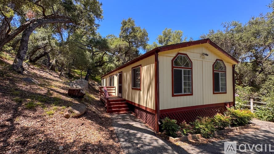 Topanga Apartment: 327 S Topanga Canyon Blvd