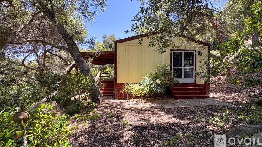 Topanga Apartment: 327 S Topanga Canyon Blvd