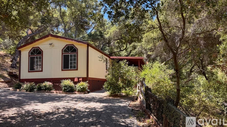 Topanga Apartment: 327 S Topanga Canyon Blvd