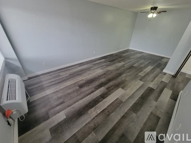 Sparta Apartment: 1005 St Anne St