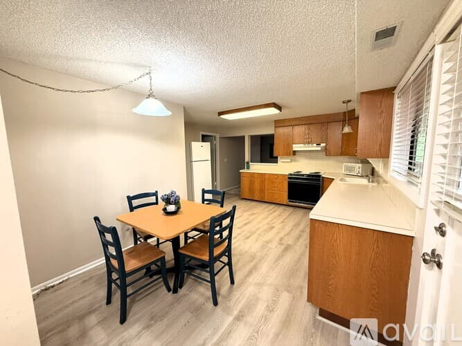 Vancouver House: 2217 NE Landover Drive